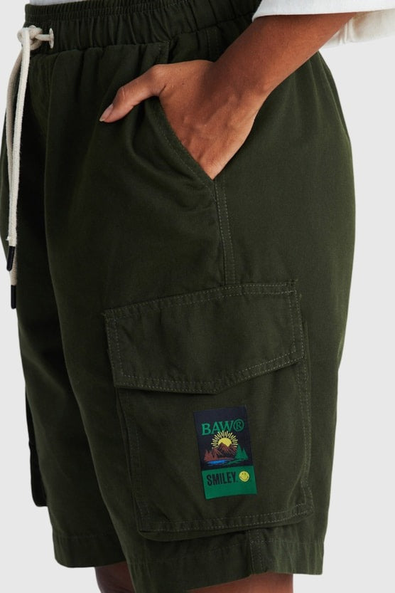 Bermuda BAW - Cargo BAW x Smiley - Verde Militar