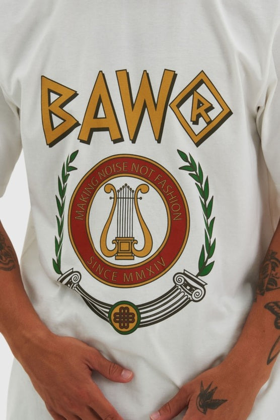 Camiseta BAW - Regular Pantheon - Off White